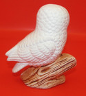 VINTAGE Ceramic Owl Figurine on Log Snow Bird White Pastel 3.5" — photo 3