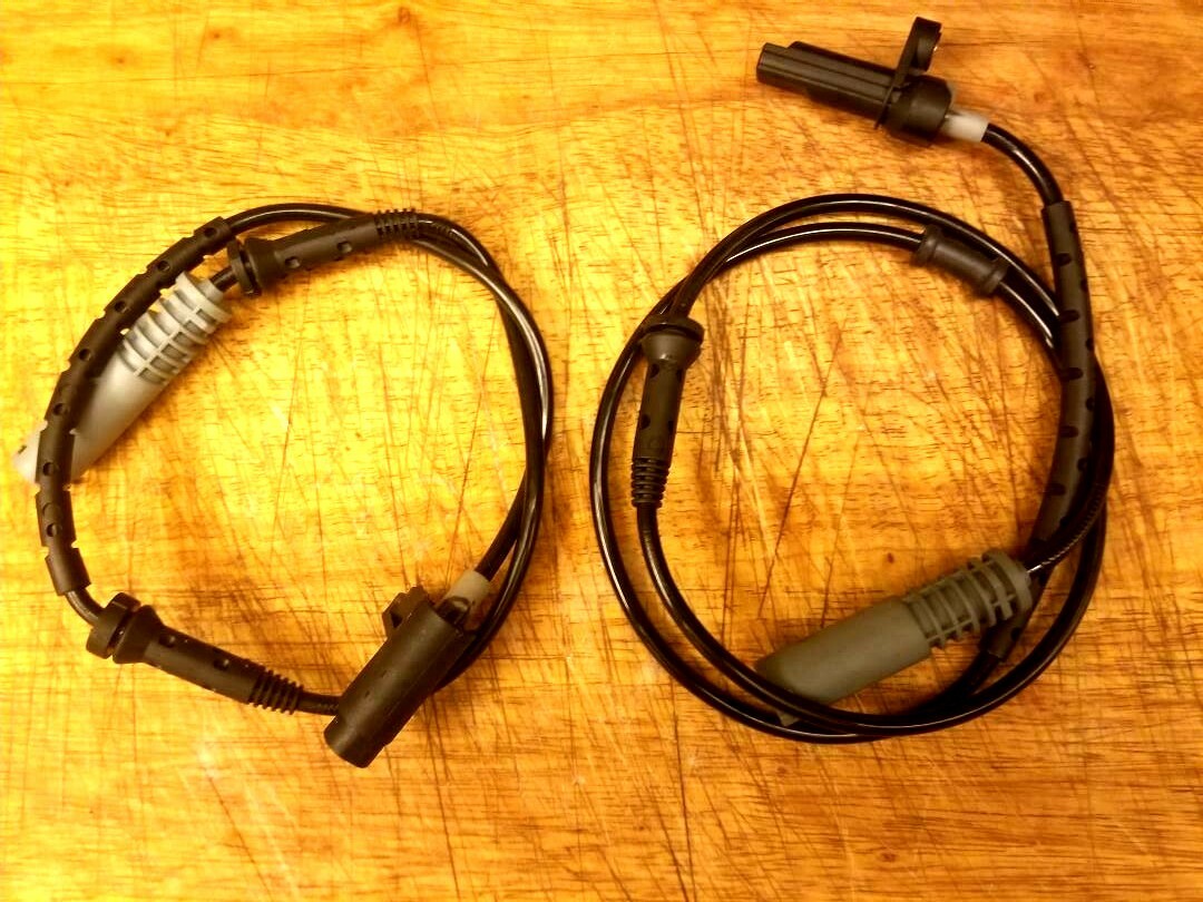 BENTLEY ARNAGE ROLLS ROYCE SERAPH SET OF 4 ABS SPEED SENSORS 1998-2003