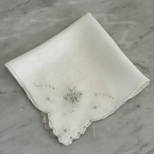 Vintage Ivory Cotton Hand Embroidered Wedding Hanky Delicate READ