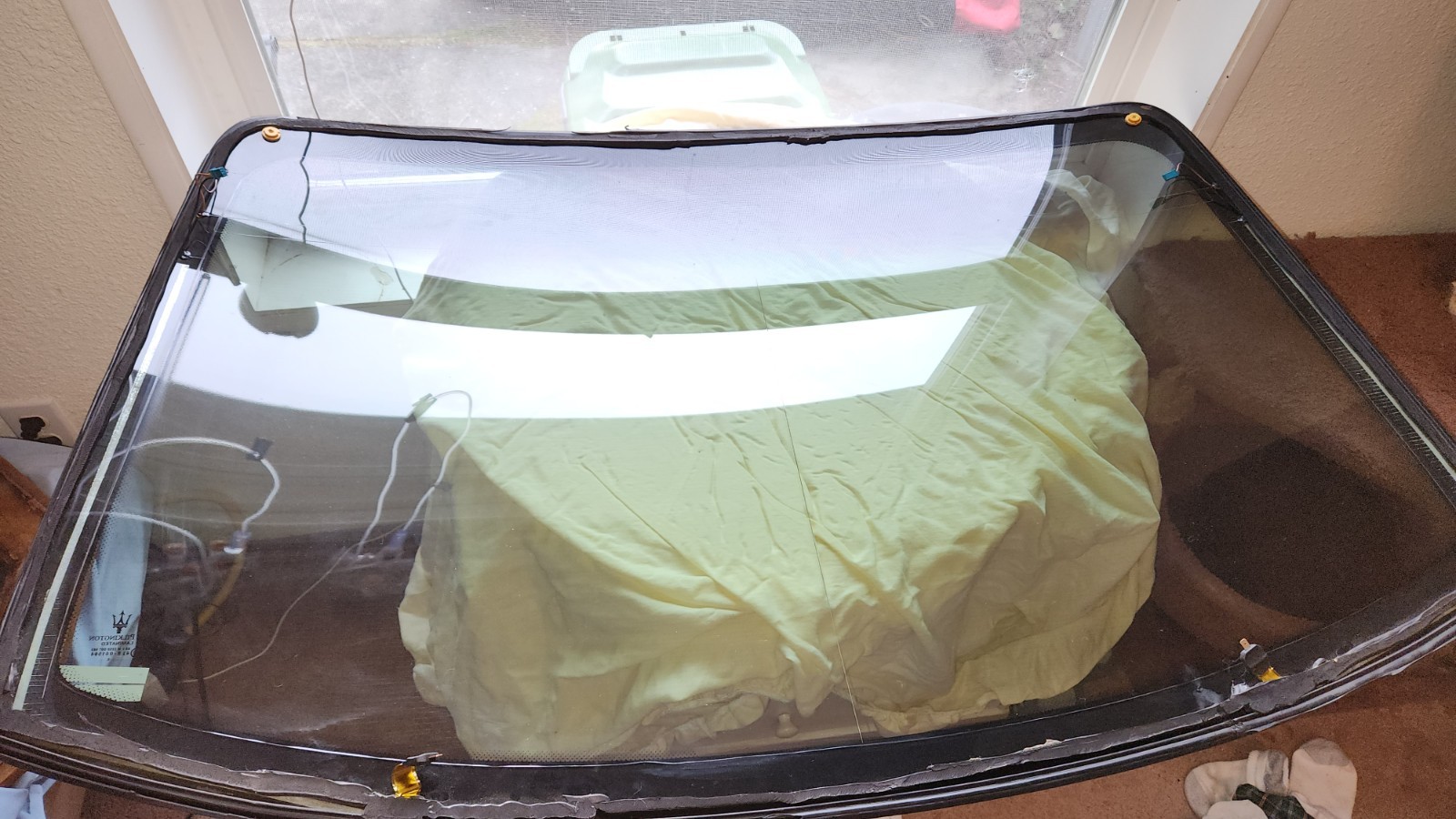 Maserati Quattroporte M139 Rear Window Windshield (2003-2012) (83745100)