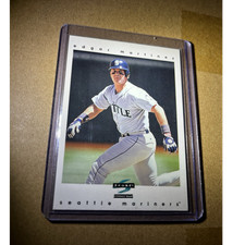 Score 1997 Edgar Martinez Seattle Mariners MLB Baseball Trading Card #56
