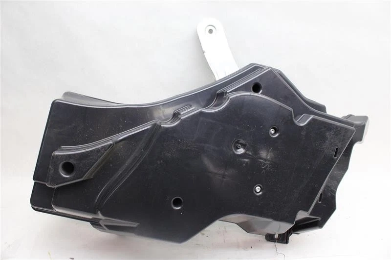 AMPLIFICADOR AUDI A3 2009 09 2010 10 2011 11 2012 12 2013 13 1102243 Foto 2 de 4