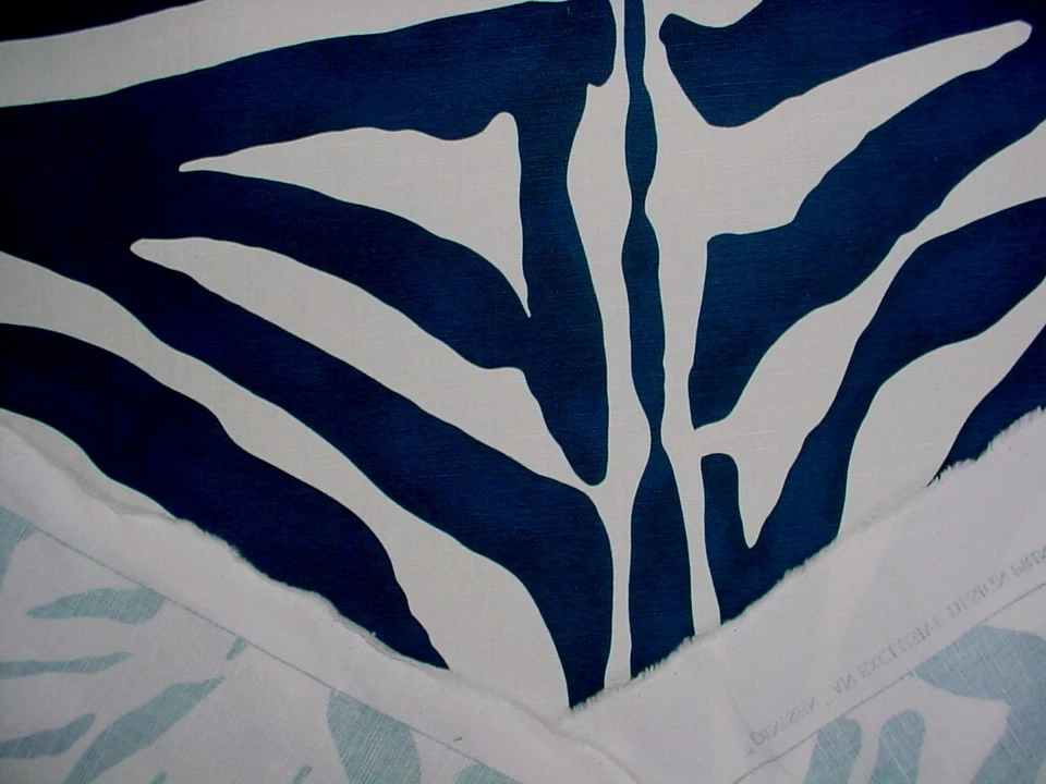 3-1/8Y Lee Jofa 2017154 Dinisen Print Navy Zebra Stripe Upholstery Fabric - Image 4 of 4