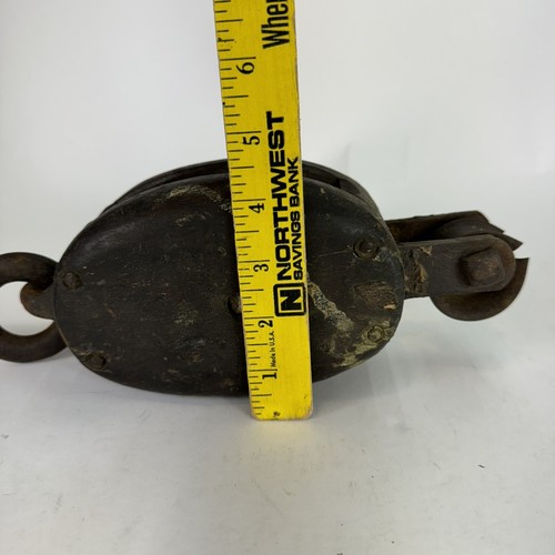 Large Vintage Boston Lockport Block Co USA Cast Iron Wooden Pulley Rustic - Picture 9 of 9