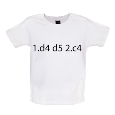 1. D4 D5 2. C4 Königin Gambit Schach '' Opening - Baby/Strampler - C4