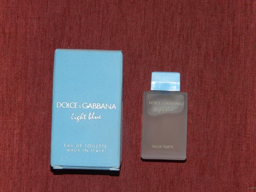 DOLCE and GABBANA Light Blue Eau de Toilette Miniature Perfume in Box .15 oz