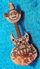 SINGAPORE HRC COUTURE GUITAR SERIES 2011 RHINESTONE JEWEL Hard Rock Cafe PIN LE