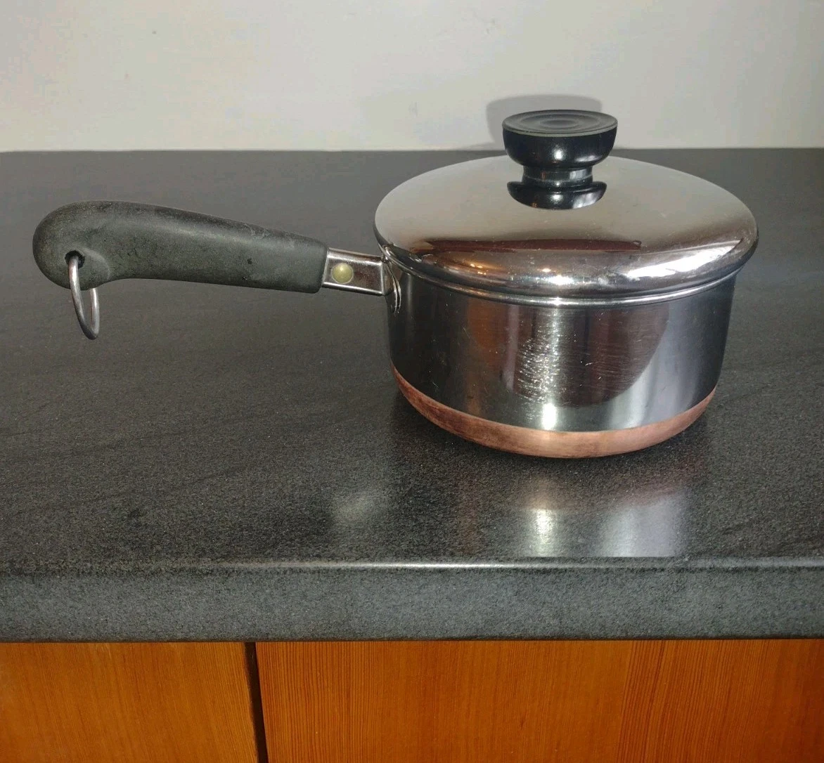 Vintage Revere Ware Copper bottom 1 Qt Quart -83 Sauce Pan w/Lid Clinton, ILL