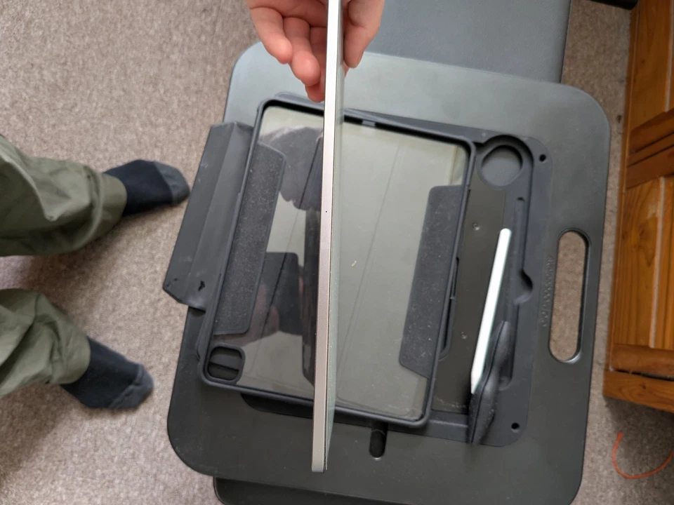 iPad Pro 12.9 M2 128gb WiFi - Drawing Bundle - Perfect Condition - Image 4 of 4