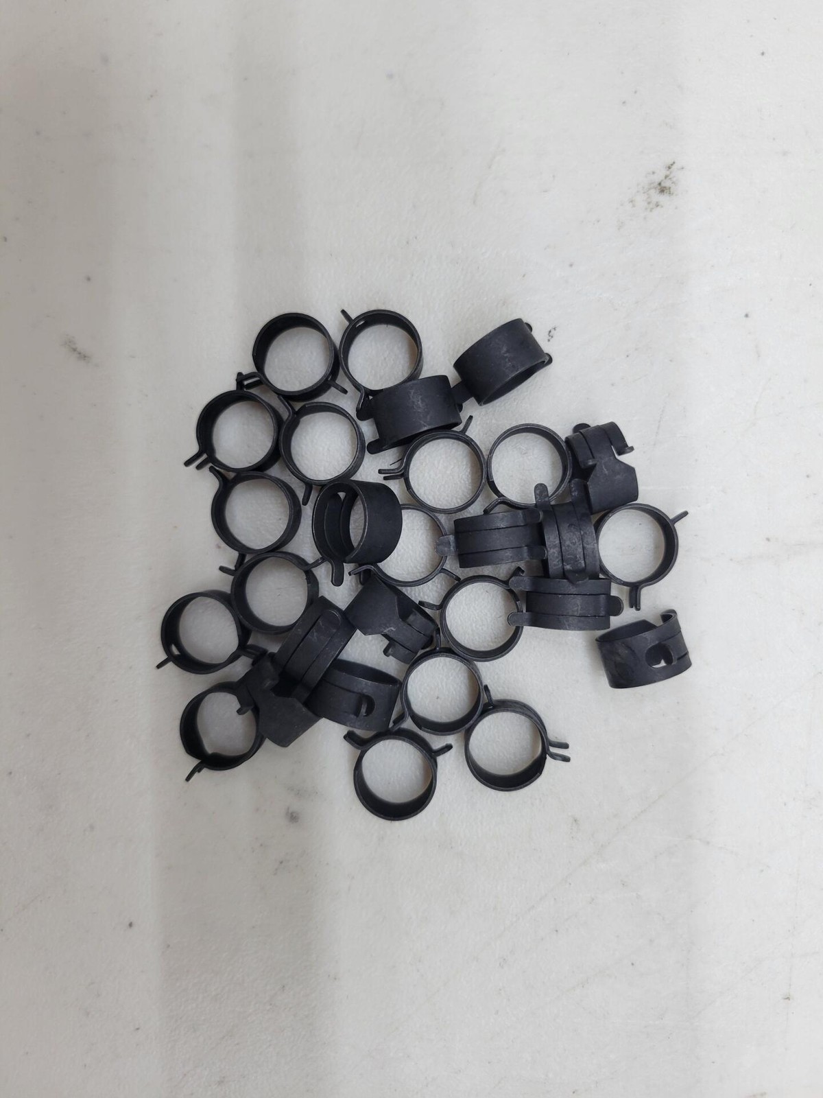 Rolls Royce & Bentley SPRING BAND CLAMP 3W0121120F 28 pcs