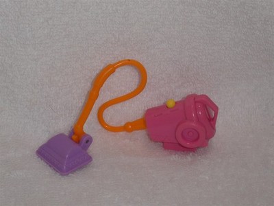Mattel Dora the Explorer Loving Family Sz Dollhouse Vacuum Cleaner Floor Sweeper