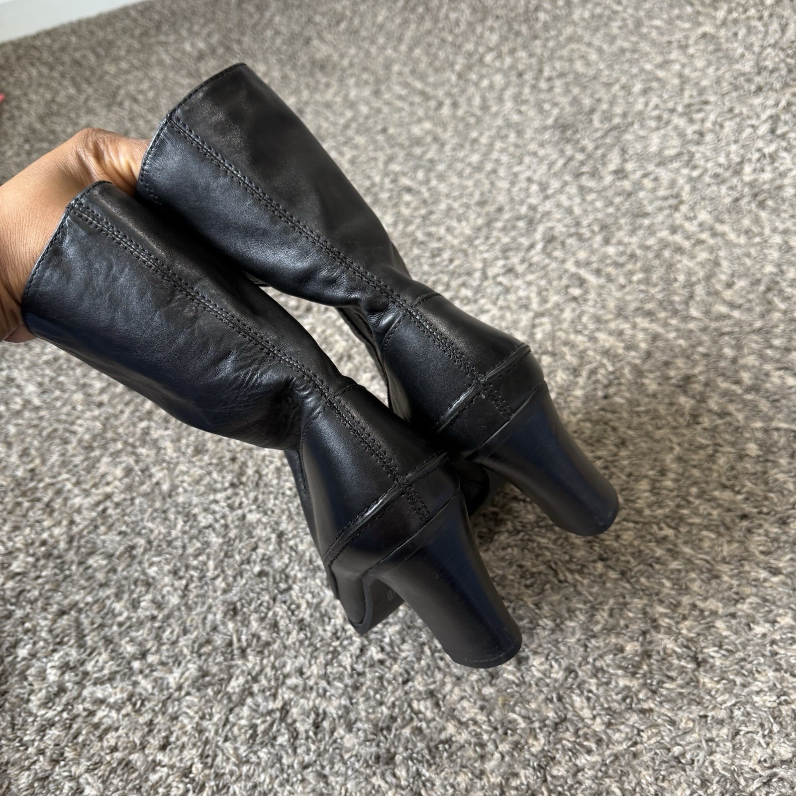 VTG Diba Boots Black Leather Heel Ankle Size 9.5 M Pointed Toe Zip Classic