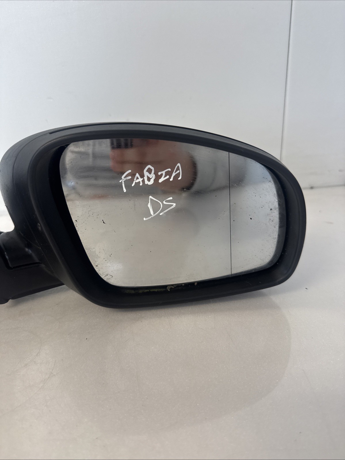 2009 SKODA FABIA 5J O/S DRIVER SIDE ELECTRIC DOOR MIRROR 5J0857934 (E4) - Image 6