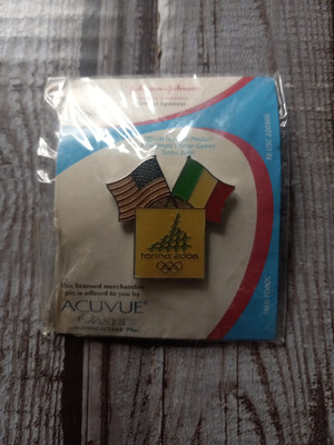 Olympic Pin Torino 2006 Olympics U.S Italy flag Johnson & Johnson Acuvue