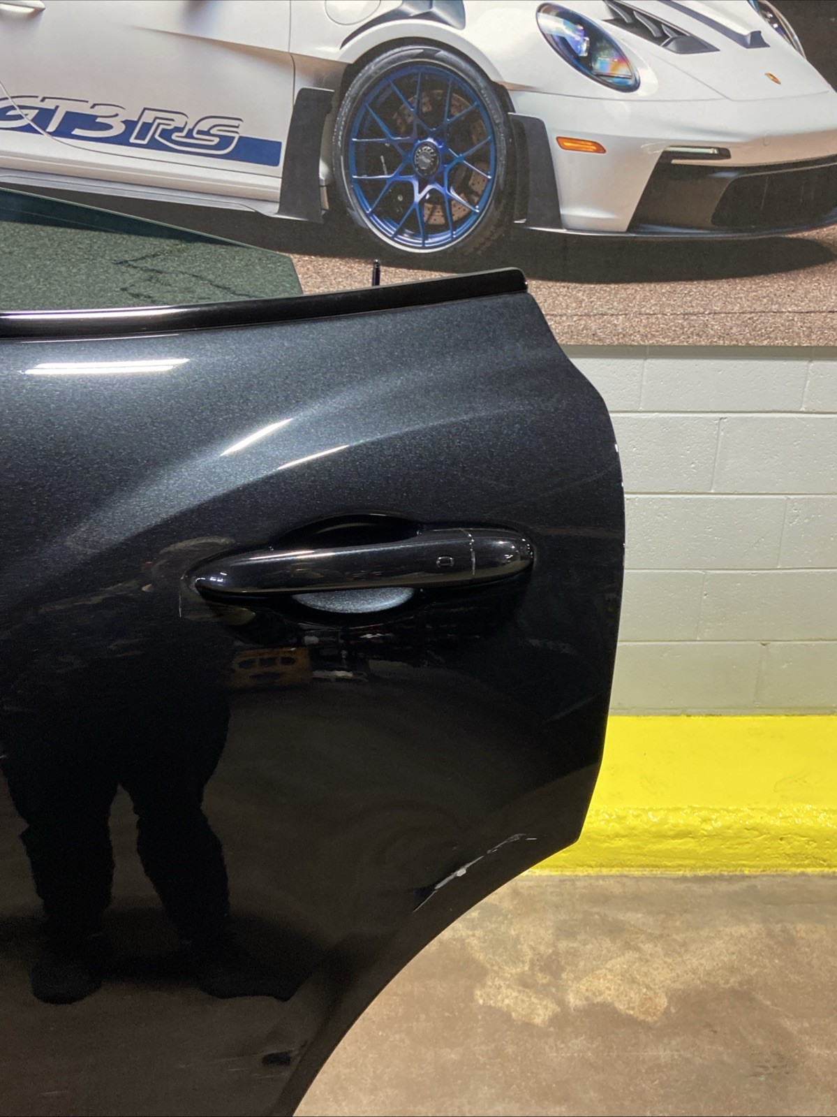 2017-2022 Maserati Levante Rear Left Side Door Shell NERO RIBELLE OEM *NOTE*