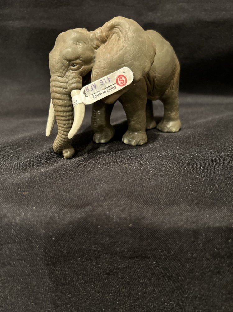 Schleich African Elephant Figure Safari Wildlife Toy NEW