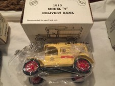 VINTAGE ERTL 1913 Model T Delivery Truck Die Cast Metal Bank w/ BOX