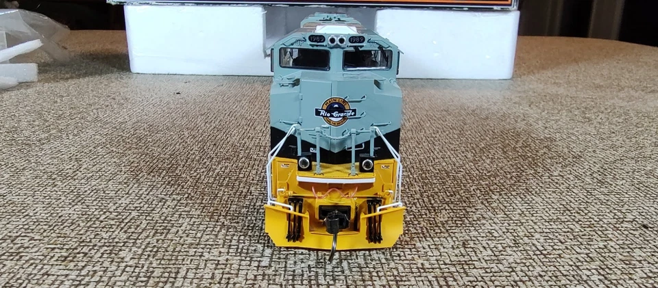 MTH SD70ACe Rio Grande Heritage, ho scale, proto 3 sound, kadee couplings - Image 4 of 4