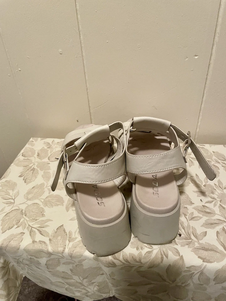 Sandalias de plataforma gruesas tostadas SODA con hebilla punta abierta Y2K para mujer talla US 7 Foto 3 de 4