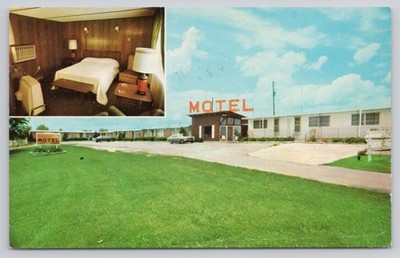 Telestar Motel Dry Ridge KY Kentucky Room Inset Postcard
