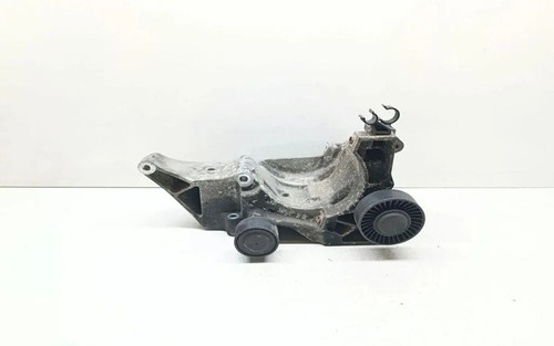 BMW 3 E90 Generatorhalterung 7802639 3.00 Diesel 2011 33644437