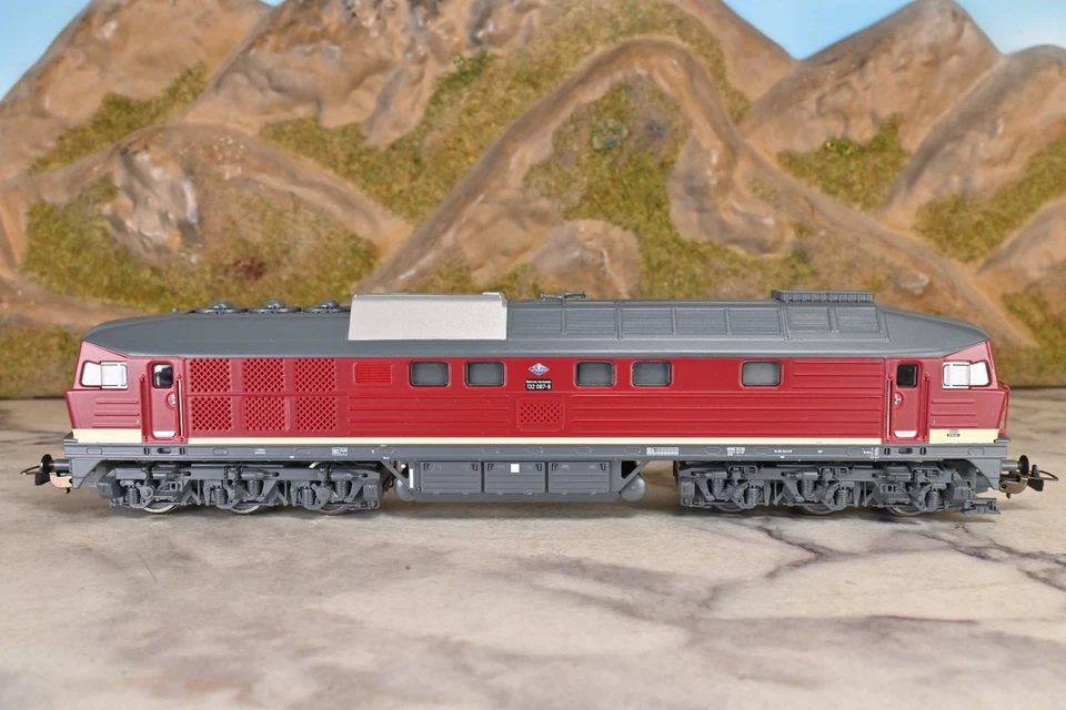 Roco 63911 H0 Br. 132 087-8 Diesellok der DR mit DSS (I544) - Bild 3 von 4