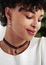 NEW GIFT Stretch Choker Necklace Magnolia and Vine MINI SNAP Black Lace NWT