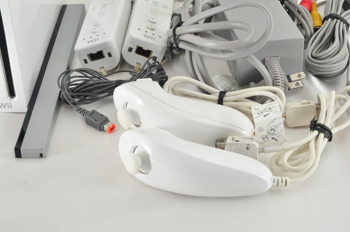 Nintendo Wii RLV-001(JPN) ソフト17本セット Nintendo Wii Console White RVL-001 Tested w/ Games