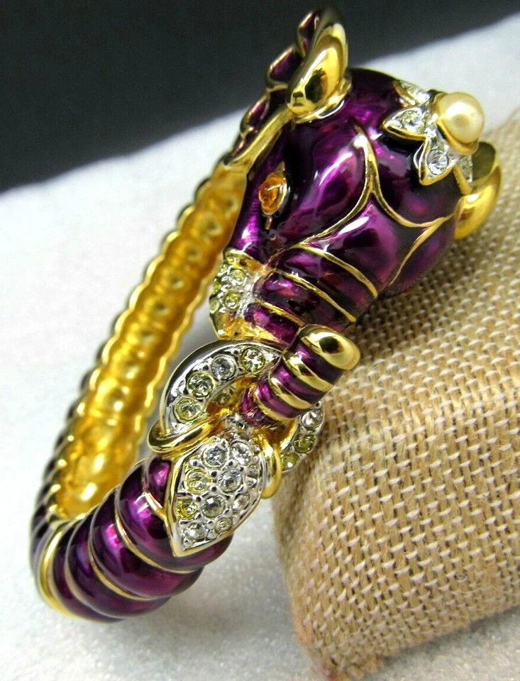 Kenneth J Lane KJL PÚRPURA Esmalte Estrás Elefante Brazalete Pulsera Libro PIEZA Foto 3 de 4