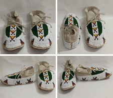 Old American Sioux Style Suede Leather Handmade Beaded Moccasins MCN112