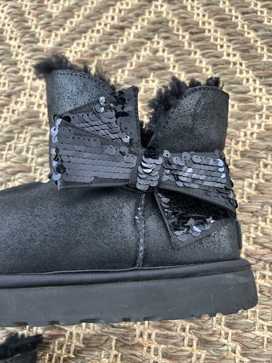 UGG Mini Sequin Bow Black - Size 9 | eBay