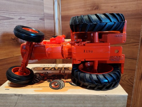 NEW ERTL 1:16 SCALE CASE 600 DIE-CAST TRACTOR IN OPEN BOX MADE IN USA IN 1986 - Picture 12 of 14