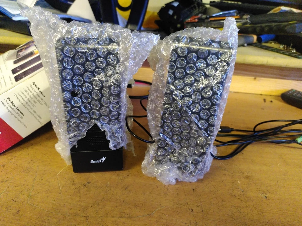 Genius SP-U120 Multimediale PC Altoparlanti Stereo W/Scatola -desktop (384) - Immagine 3 di 4