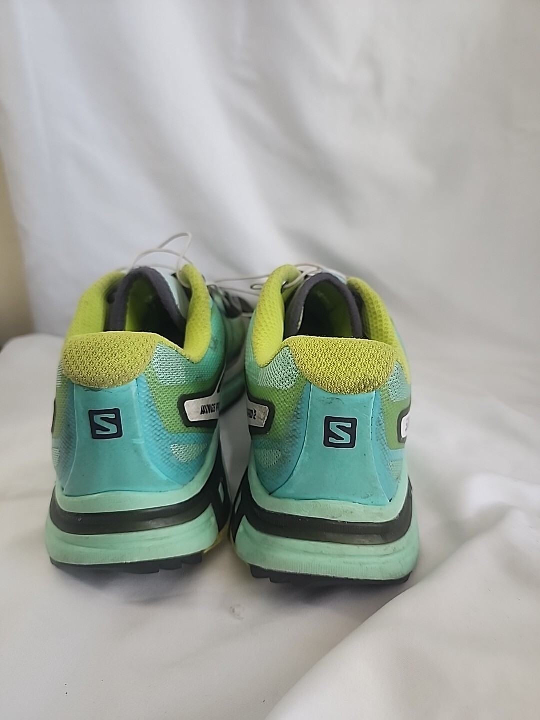 Scarpe da trail running da donna Salomon L37908800 Wings Pro 2 usate in ottime condizioni taglia US 7 5