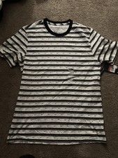 Nike Men's T-Shirt Athletic Logo Swoosh Printed Active Short Sleeve Tee