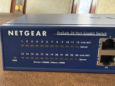 Netgear ProSafe 24 Port Gigabit Switch JGS524 V2