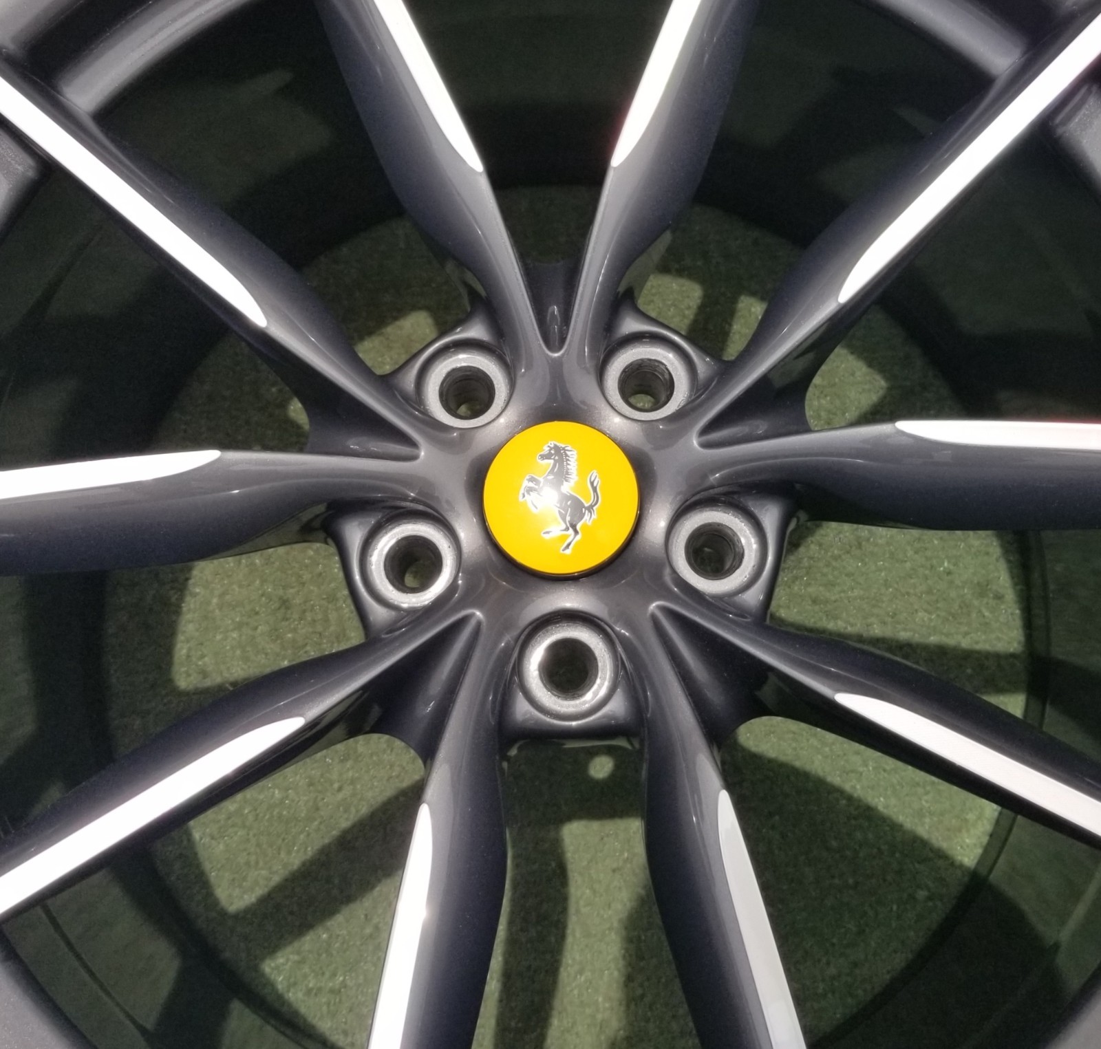 4 Perfect Factory Ferrari 812 SUPERFAST Wheels OEM Forged Lightweight GTS Aperta
