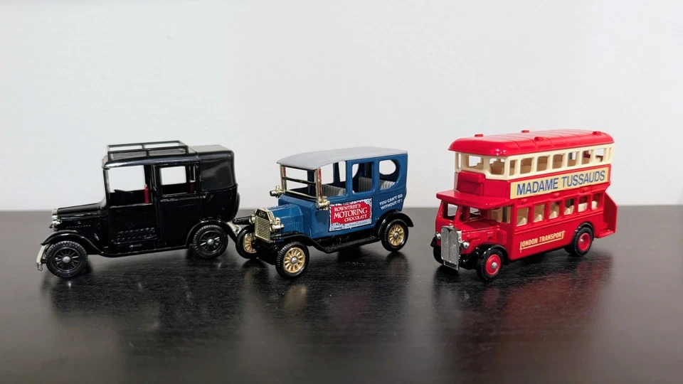 JUEGO DE CAJA DAYS GONE BY LLEDO - 3 VEHÍCULOS MIXTOS EN CAJA DE PRESENTACIÓN Foto 3 de 4