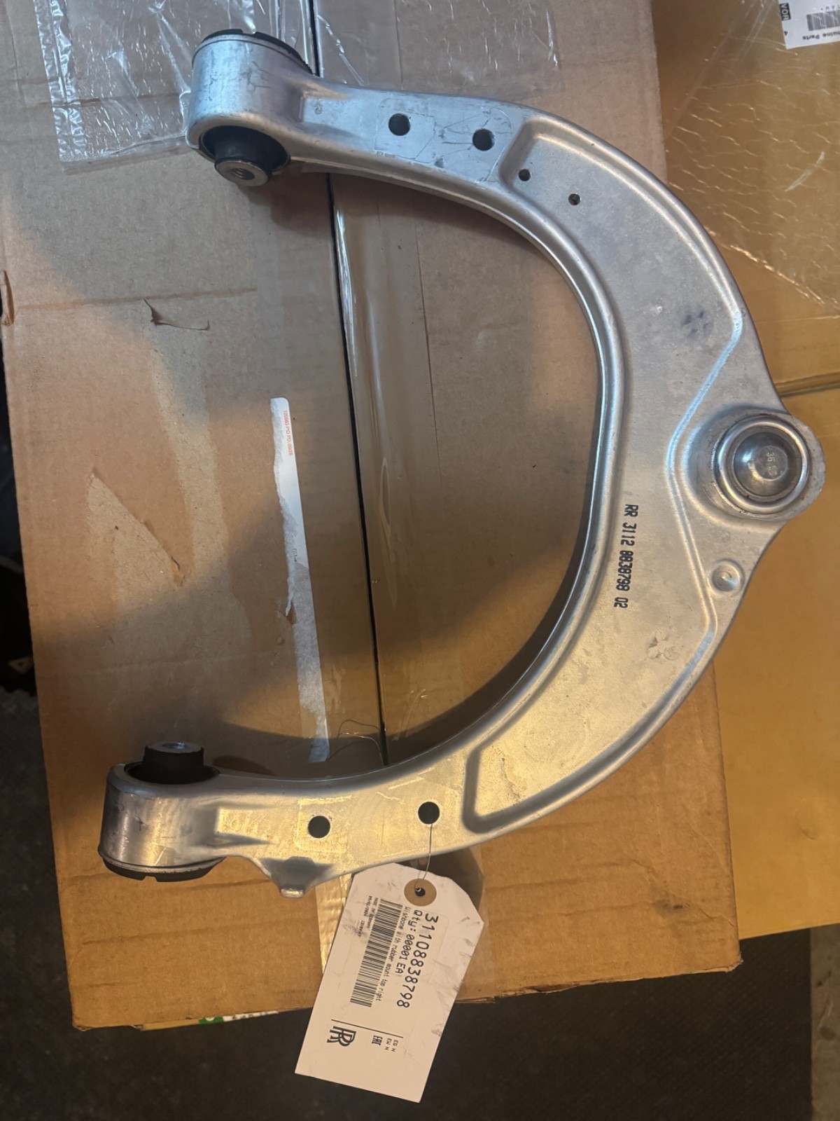 Rolls Royce Ghost, Cullinan, Phantom right upper control arm 31108838798