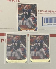 Lot of 3 Cornelius Bennett 1993 Topps Card #157 W/  Gold Parallel Cards - BILLS