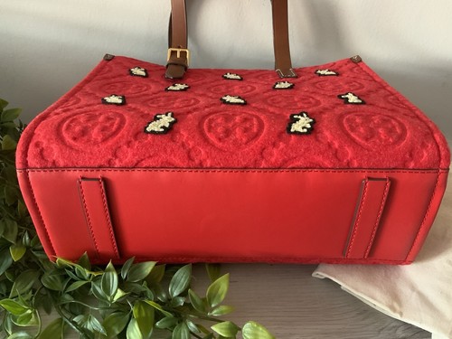 NWT TORY BURCH T MONOGRAM LUNAR NEW YEAR RABBIT BUCKLE TOTE - Picture 11 of 14