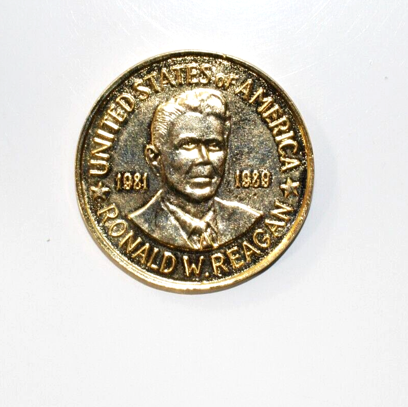 1981 Ronald Reagan Presidential Inauguration Gold Tone Coin 40th