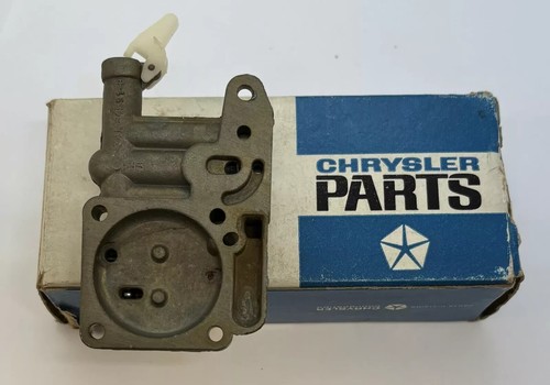 1967-1968 Dodge Plymouth 225 Slant 6 Holley Carb Well Main Body 2809212 NOS - Picture 5 of 5