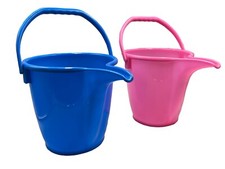 5L & 10L Plastic Buckets with Easy Pouring Lip Home Garden Car farm equestrian