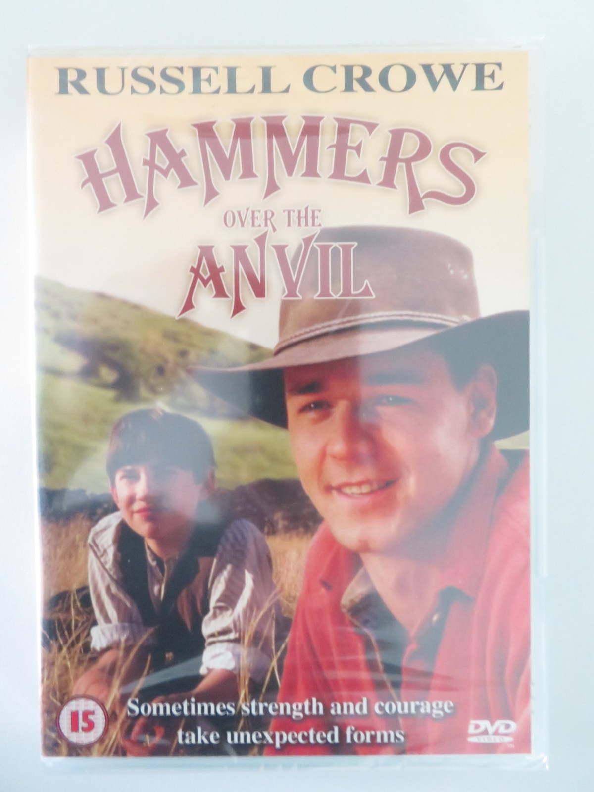 HAMMERS OVER THE ANVIL (DVD) RUSSELL CROWE CHARLOTTE RAMPLING 1993 REGION 2