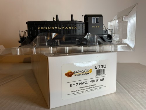 B.L.I. #6730 P.R.R. EMD NW2 Diesel Loco #9168 con CCC y sonido Paragon 4 1:87 | Zustand: New