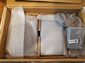 Nintendo 3DS 2GB with Circle Pad Pro- Complete CIB- Excellent Condition- US Ver