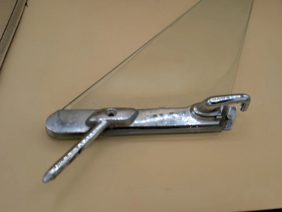 1963-1964 Plymouth Fury Belvedere B Body Right Pass Vent Window Glass 330 440 Foto 2 de 4