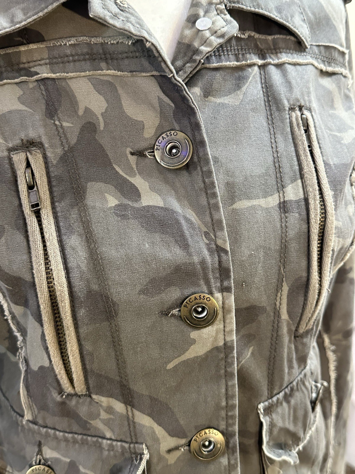 Picasso Camouflage Collared Button Embroidered Ja… - image 6