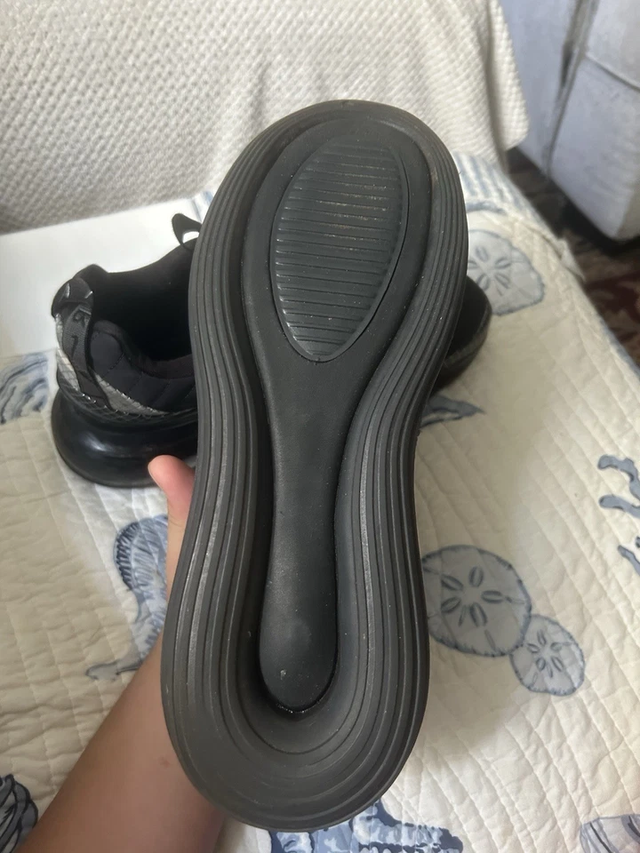 Nike Air Max Mx 720-818 Para hombres’s Zapatos para Correr Negros/Plateados Talla 7.5 Para hombres Foto 4 de 4